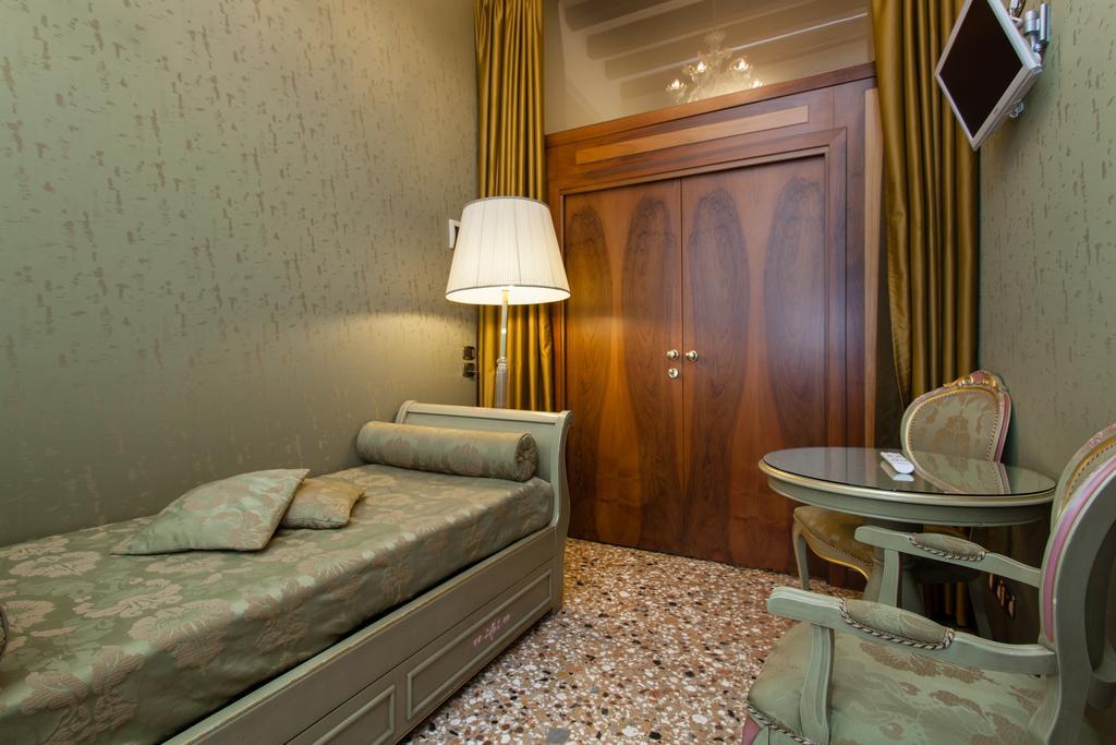 Hotel Al Ponte Mocenigo Veneza Exterior foto